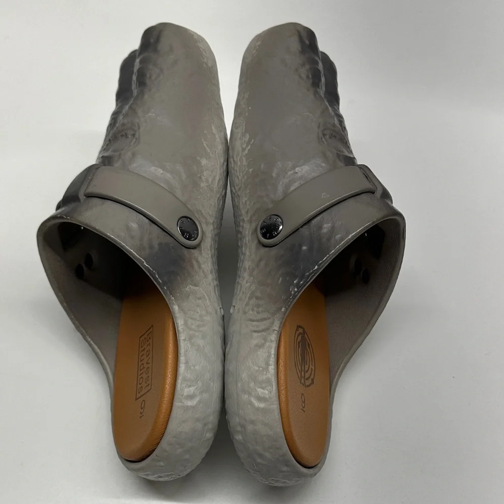 Bravest Studios x Kid Cudi Moon Clogs 15th Anniversary Man On Moon Men's Size 9